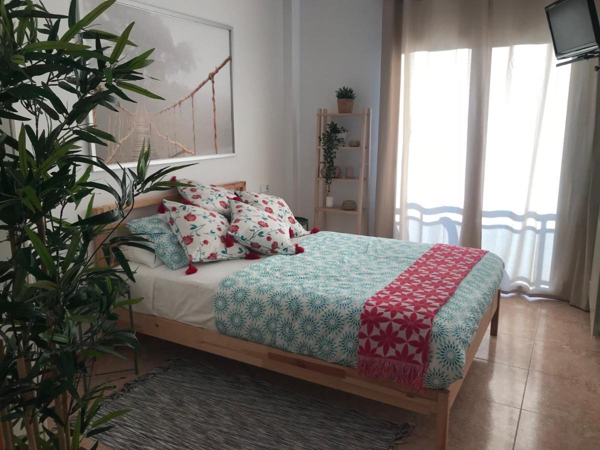 Apartamento recién reformado con vistas al río Balaguer Esterno foto