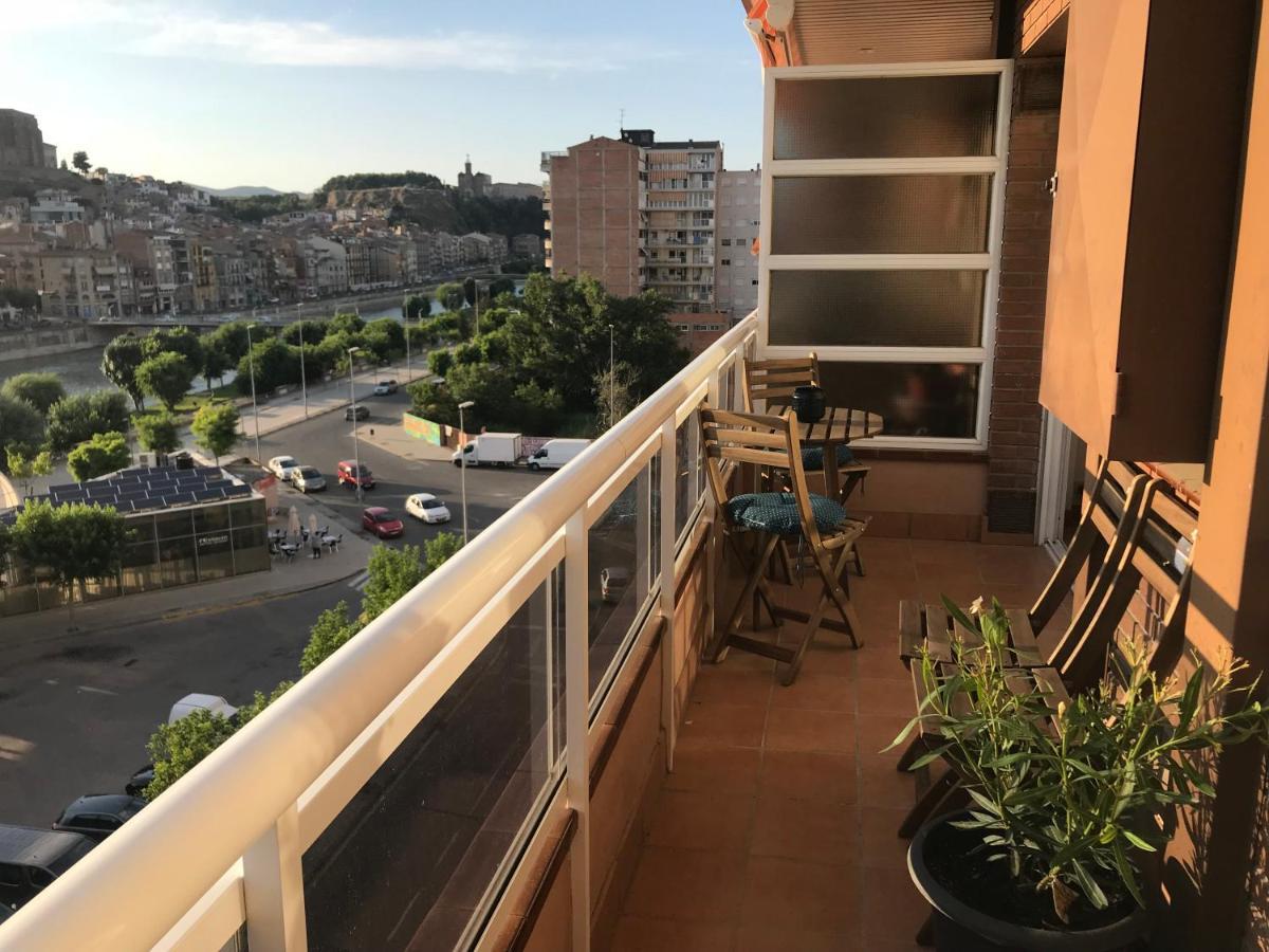 Apartamento recién reformado con vistas al río Balaguer Esterno foto
